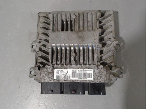 CALCULATEUR MOTEUR CITROEN C8