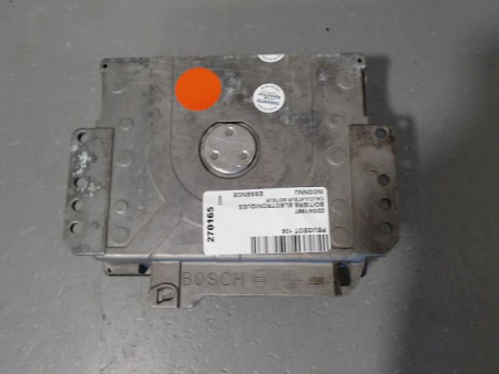 CALCULATEUR MOTEUR PEUGEOT 106