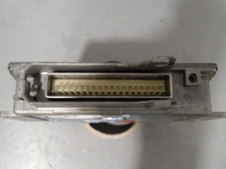 CALCULATEUR MOTEUR PEUGEOT 106