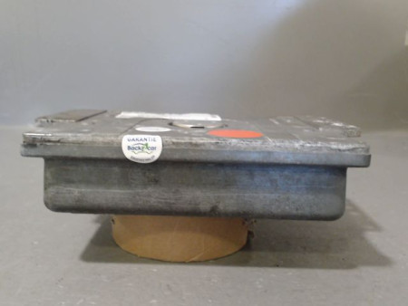CALCULATEUR MOTEUR PEUGEOT 106
