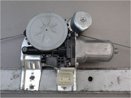 MECANISME LEVE-GLACE AVANT DROIT NISSAN MICRA
