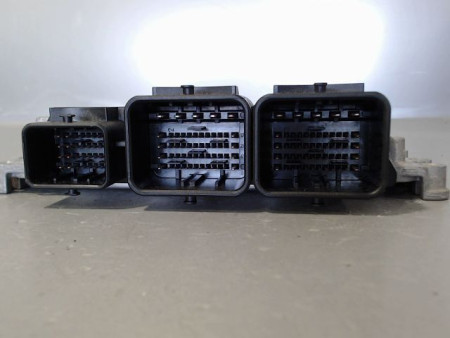 CALCULATEUR MOTEUR PEUGEOT 207
