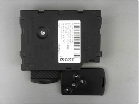LECTEUR DE CARTE RENAULT CAPTUR 2013-