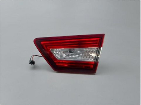FEU ARRIERE INTERIEUR DROIT RENAULT CLIO