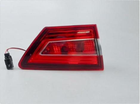 FEU ARRIERE INTERIEUR GAUCHE RENAULT CLIO