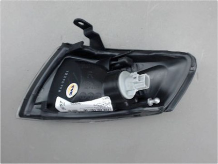 CLIGNOTANT DROIT MAZDA 626 2000-2002