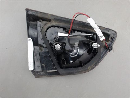 FEU ARRIERE INTERIEUR DROIT RENAULT CLIO