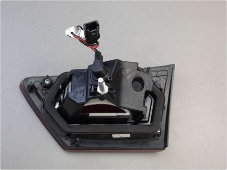 FEU ARRIERE INTERIEUR GAUCHE RENAULT CLIO
