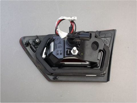 FEU ARRIERE INTERIEUR GAUCHE RENAULT CLIO