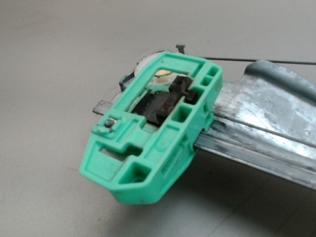 MECANISME LEVE-GLACE AVANT DROIT RENAULT MEGANE