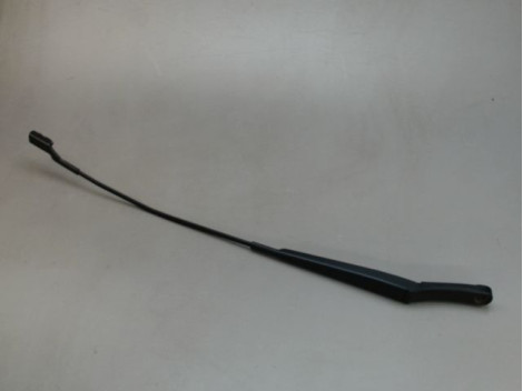 BRAS ESSUIE-GLACE AVANT DROIT SEAT LEON
