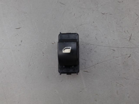 COMMANDE LEVE-GLACE PORTE AVG PEUGEOT PARTNER