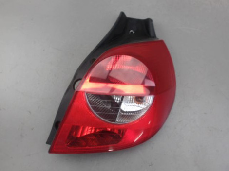 FEU ARRIERE DROIT RENAULT CLIO