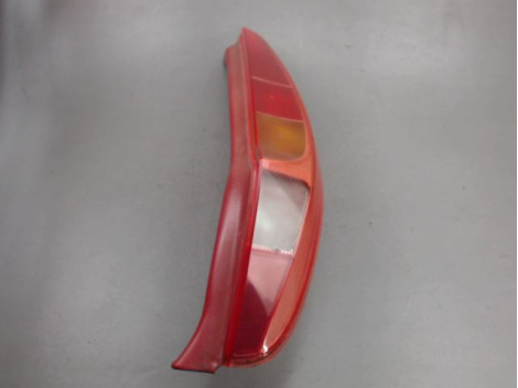 FEU ARRIERE DROIT FIAT PUNTO
