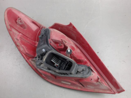 FEU ARRIERE DROIT PEUGEOT 207