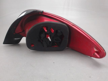 FEU ARRIERE GAUCHE  PEUGEOT 206