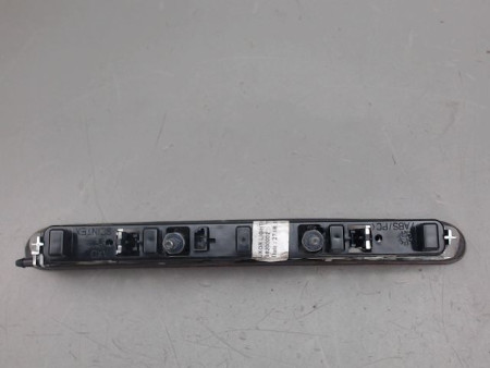 FEUX STOP SUPPLEMENTAIRE PEUGEOT 206