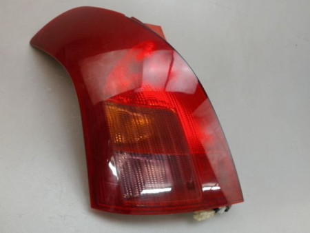 FEU ARRIERE GAUCHE  SUZUKI SWIFT