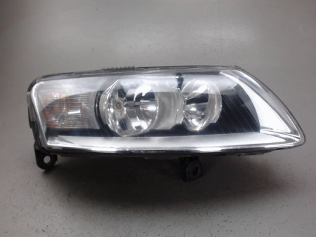 PHARE DROIT AUDI A6