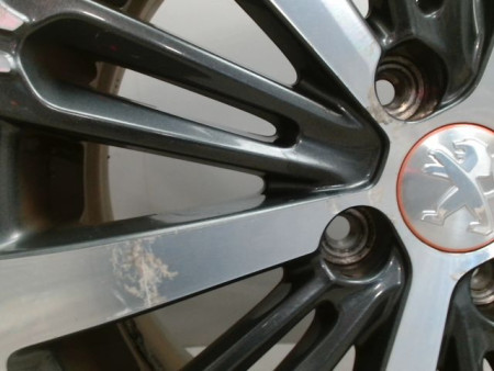 JANTE ALUMINIUM PEUGEOT 208