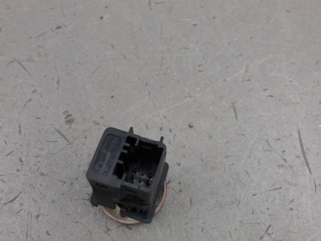 BOUTON DE WARNING CITROEN BERLINGO