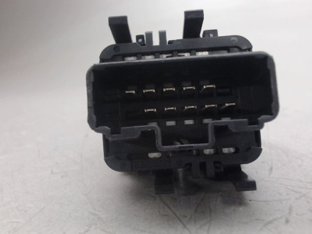COMMANDE LEVE-GLACE PORTE AVG RENAULT CLIO
