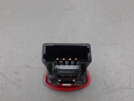 BOUTON DE WARNING RENAULT CLIO