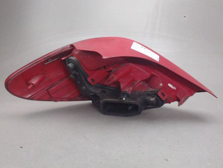 FEU ARRIERE DROIT PEUGEOT 207