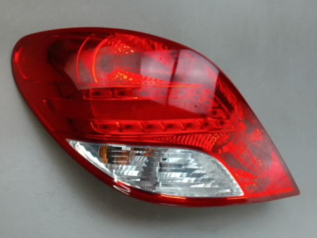 FEU ARRIERE GAUCHE  PEUGEOT 207