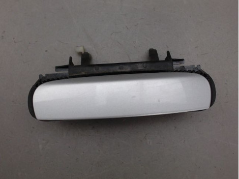 POIGNEE EXTERIEURE PORTE AVANT DROIT AUDI A3