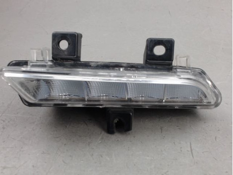 FEUX POSITION DROIT RENAULT CLIO