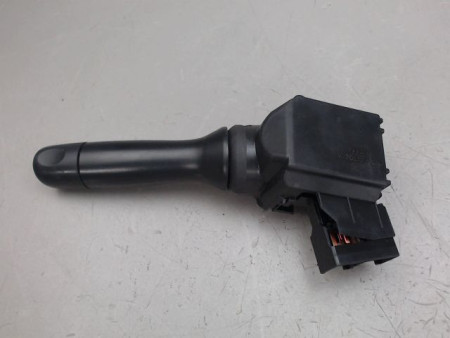 COMMANDE ESSUIE GLACE TOYOTA YARIS