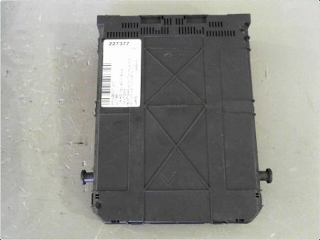 BOITIER GESTION HABITACLE PEUGEOT 207 5P