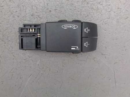 COMMANDE AUTORADIO RENAULT LAGUNA