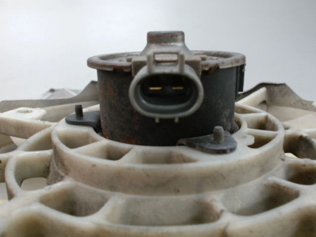 MOTEUR VENTILATEUR RADIATEUR TOYOTA YARIS