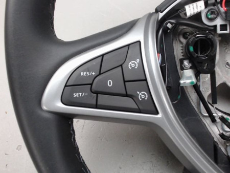 VOLANT DE DIRECTION DACIA DUSTER