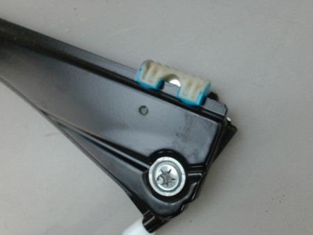 MECANISME LEVE-GLACE AVANT GAUCHE VOLKSWAGEN GOLF