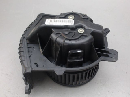 MOTEUR VENTILATEUR CHAUFFAGE RENAULT MEGANE