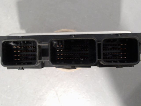 CALCULATEUR MOTEUR PEUGEOT 206