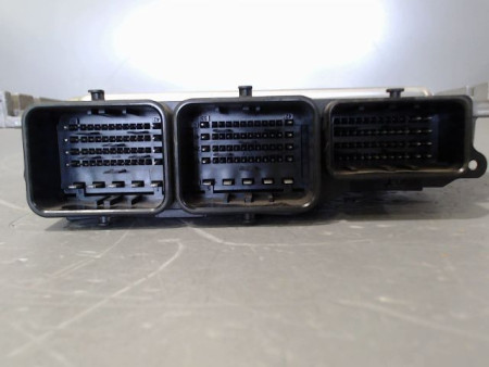 CALCULATEUR MOTEUR PEUGEOT 207