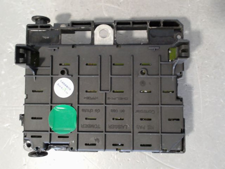 BOITE A FUSIBLES PEUGEOT 307