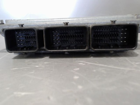 CALCULATEUR MOTEUR RENAULT MEGANE