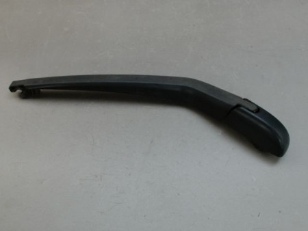 BRAS ESSUIE-GLACE ARRIERE TOYOTA YARIS