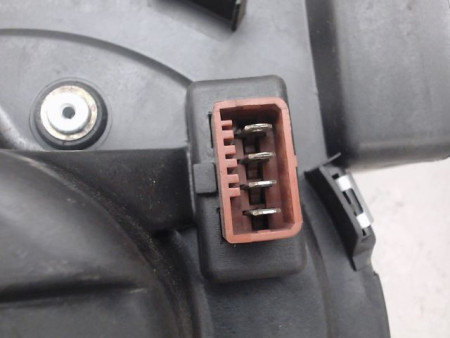 MOTEUR VENTILATEUR CHAUFFAGE CITROEN SAXO