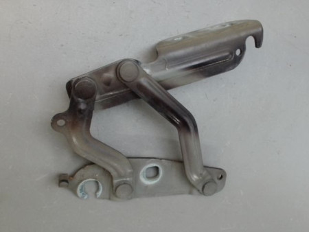 COMPAS DROIT CAPOT FORD FIESTA
