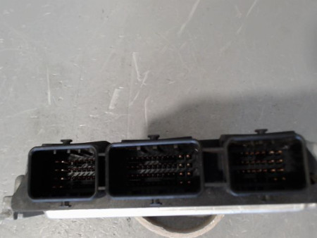 CALCULATEUR MOTEUR FORD FOCUS