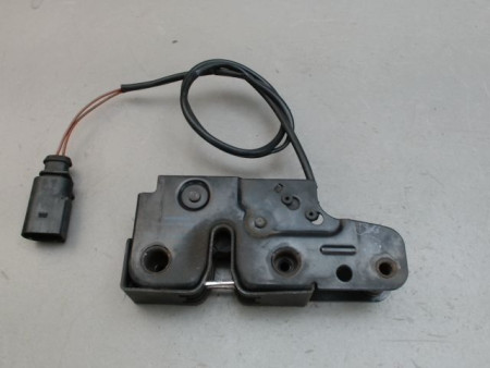 SERRURE CAPOT AUDI A3