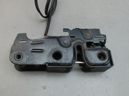 SERRURE CAPOT AUDI A3