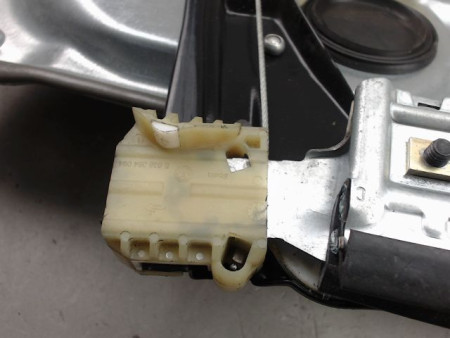 MECANISME LEVE-GLACE AVANT DROIT VOLKSWAGEN POLO