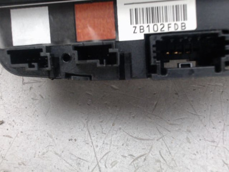 BLOC COMMODOS PEUGEOT 2008